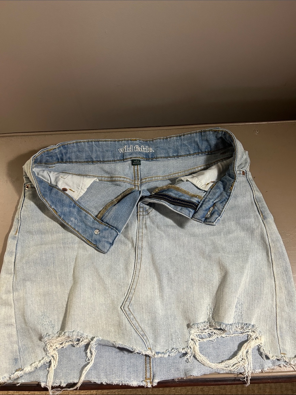 Wild Fable Light Wash Men’s Distressed Jeans
